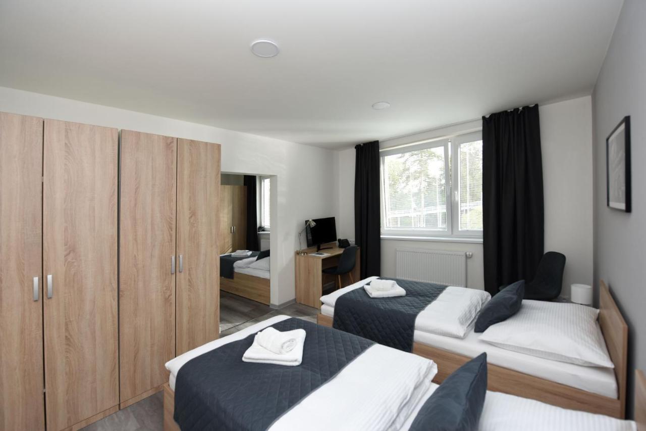 Dreibettzimmer mit eigenem Bad