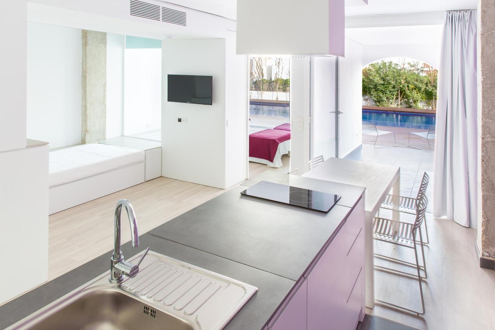 Premium Apartment mit 1 Schlafzimmer und eigenem Pool - NUR ERWACHSENE