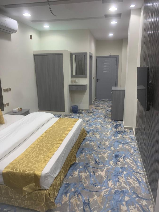 Deluxe Zimmer mit Kingsize-Bett
