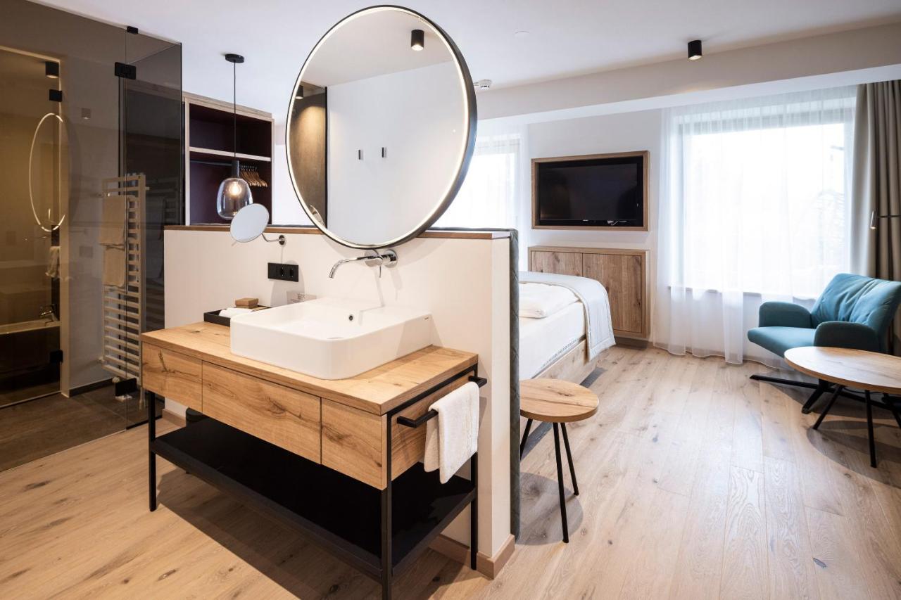 Superior Doppelzimmer mit Balkon und Gartenblick