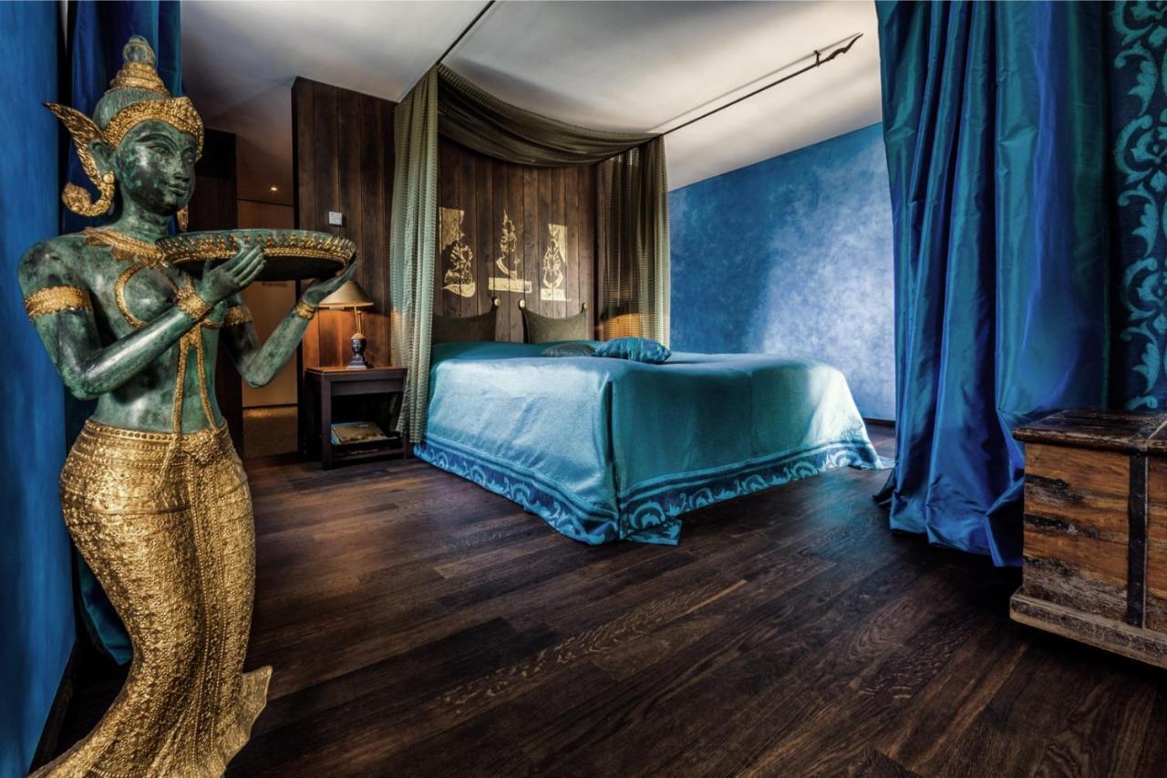 Deluxe Suite mit Whirlpool-Badewanne