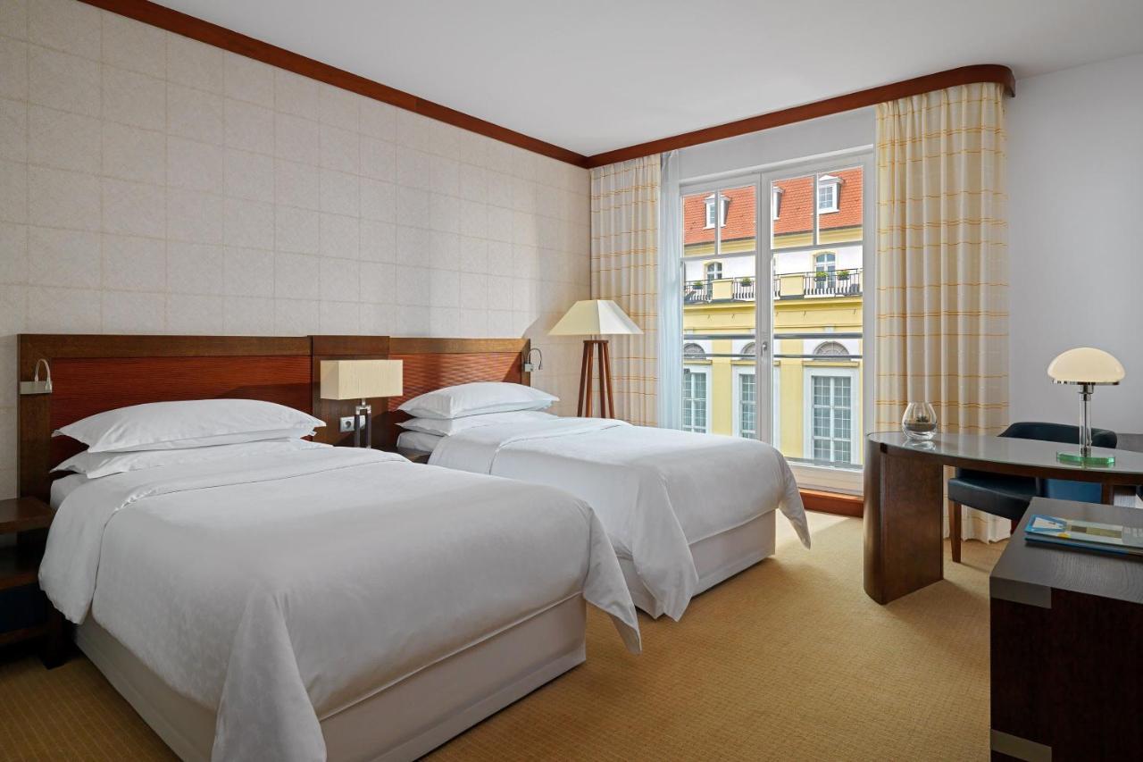 Deluxe Zimmer mit 2 Einzelbetten und eingeschränktem Meerblick