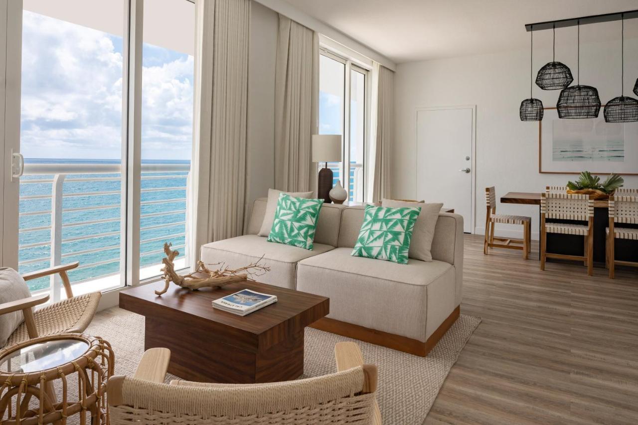 Suite Hospitality mit 1 Kingsize-Bett und Meerblick – Eckzimmer