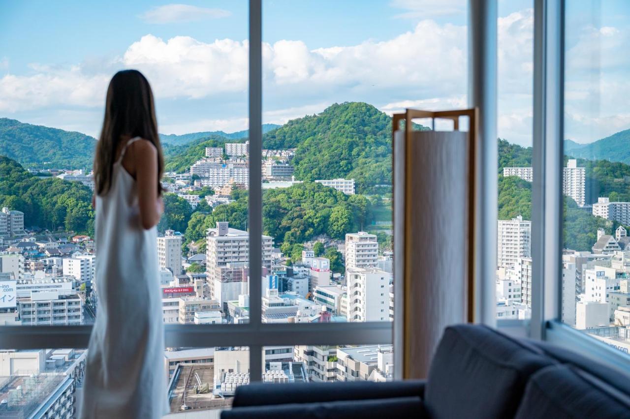 Deluxe Eckzimmer mit 1 Kingsize-Bett und Stadtblick