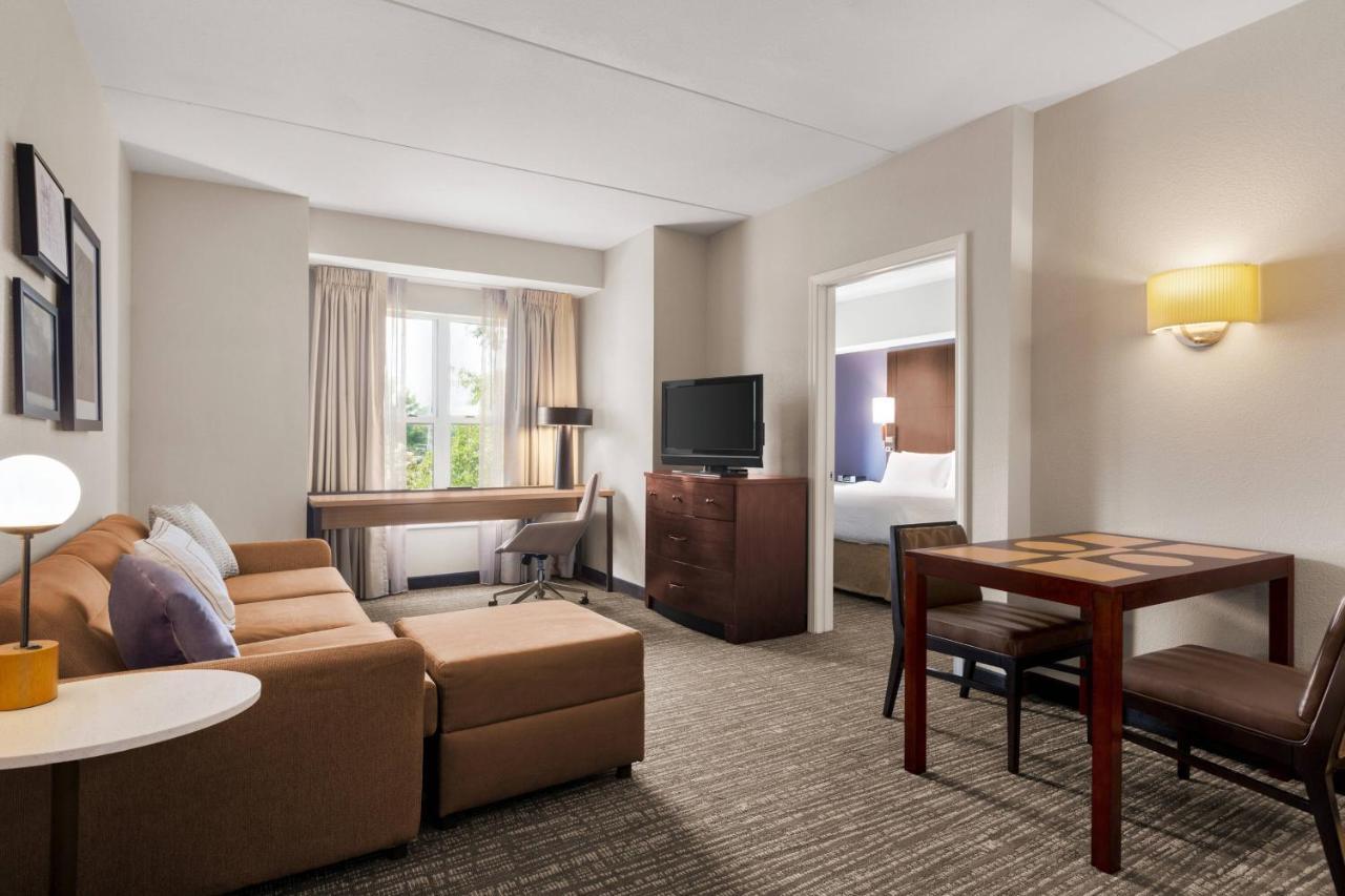 One-Bedroom King Suite Sofa Bed