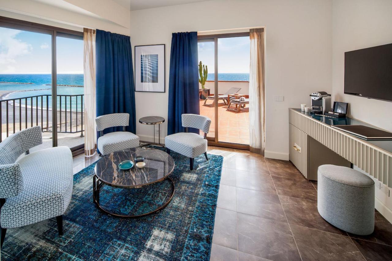 Master Suite Terrace Sea View