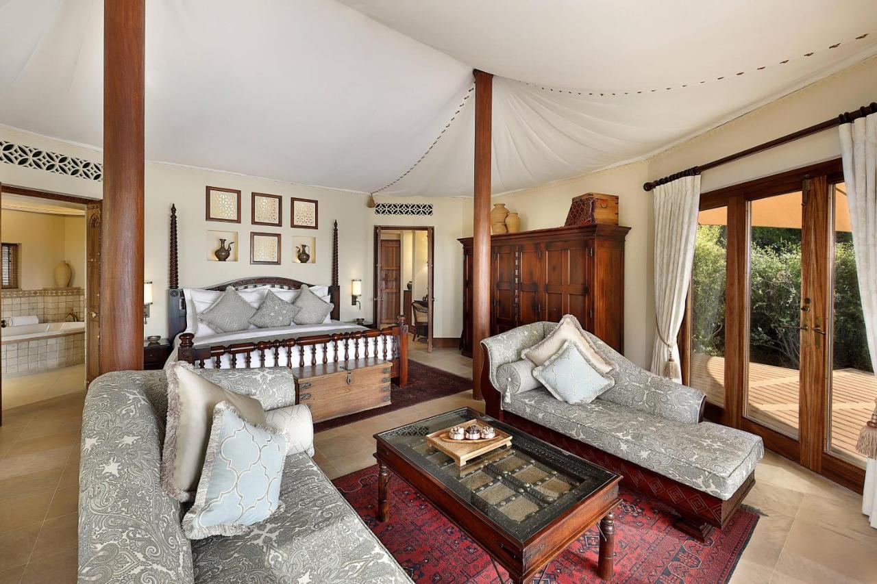 Bedouin Villa, 1 Bedroom, 1 King, Private Pool & Terrace