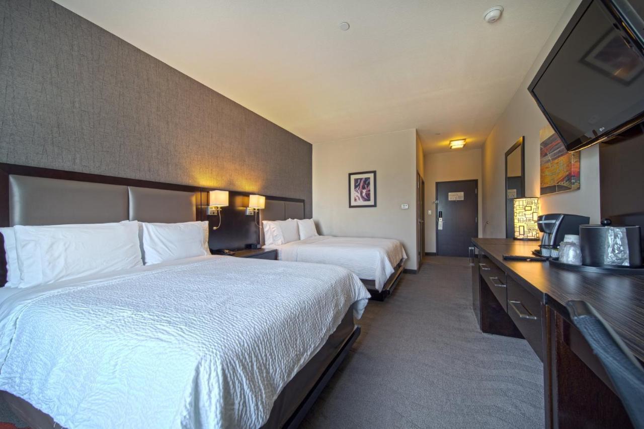 Standard Queen Room Two Queen Beds