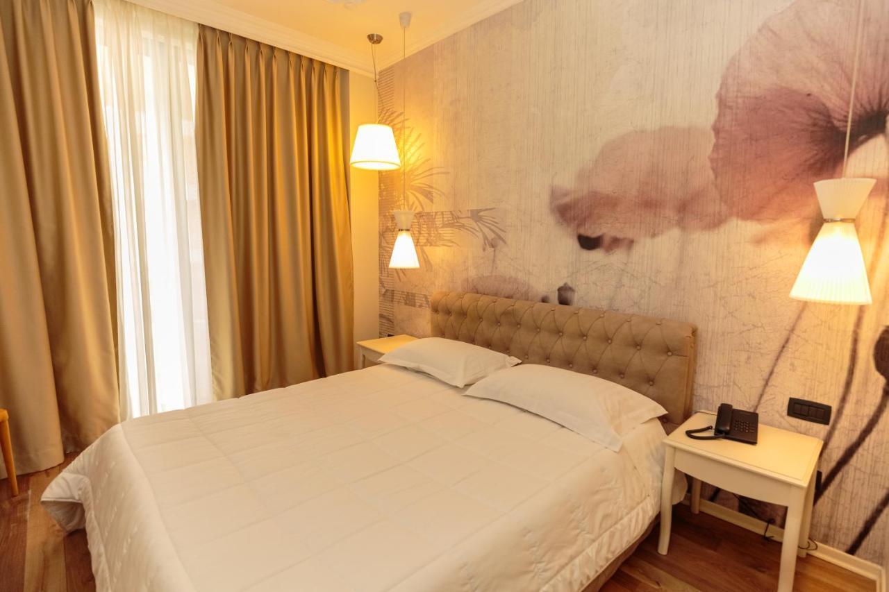 Doppelzimmer mit Balkon