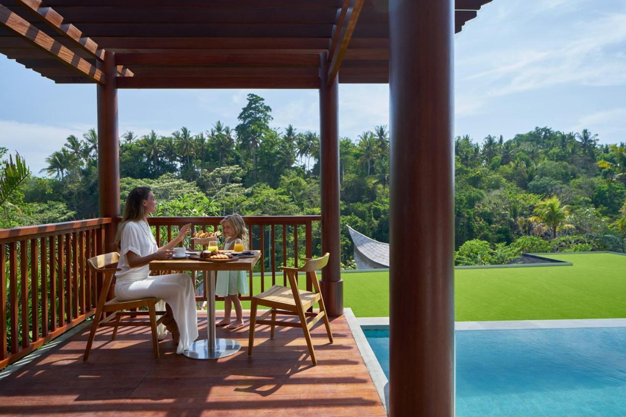 Villa, 1 King Bed, Resort View, and Balcony with 1x Afternoon Tea per Stay for 2 Pax, FREE Access to the Farm, FREE Family Activities, Daily Yoga, Daily Aquacise, and 24-Hour Access to the Westin WORKOUT®️ Fitness Studio.