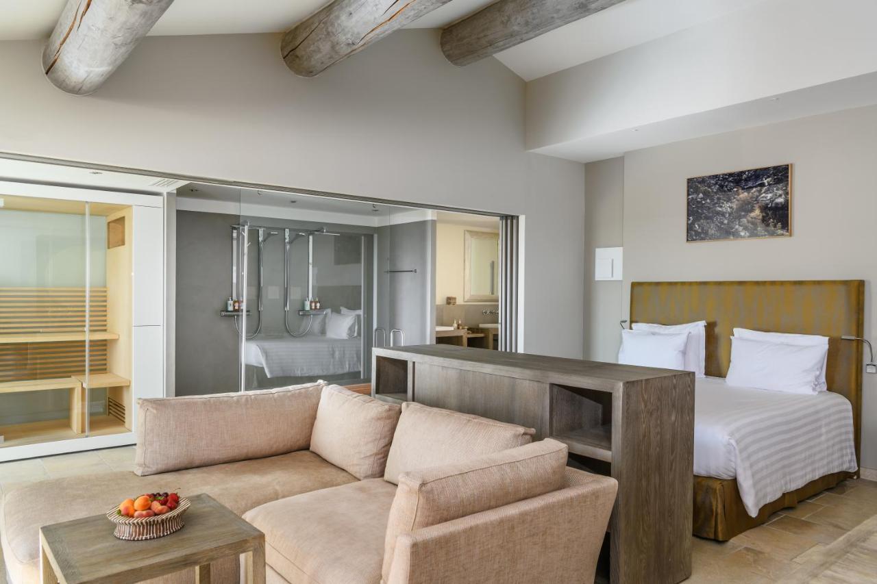 Deluxe Suite mit Whirlpool-Badewanne