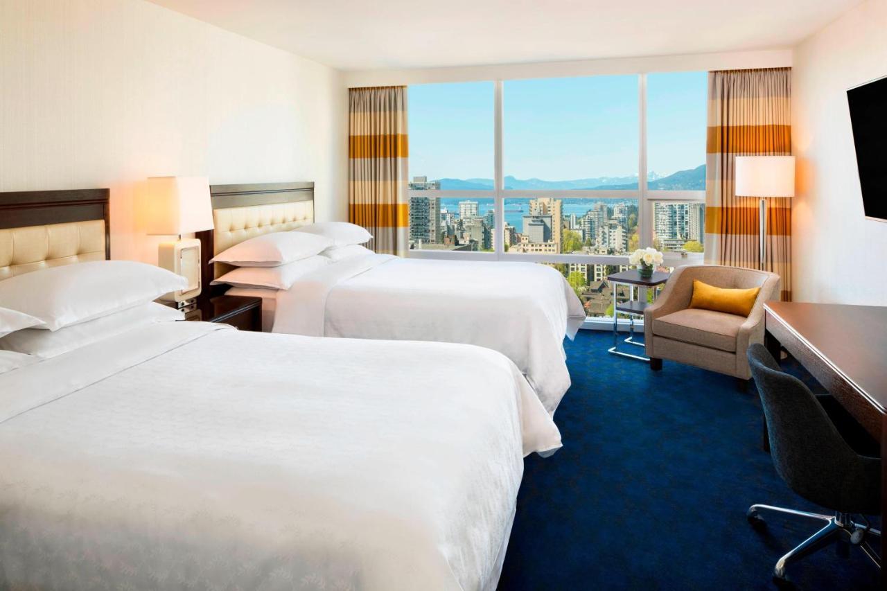 Doppelzimmer mit 2 Doppelbetten – in einer der oberen Etagen, Zugang zur Club Lounge