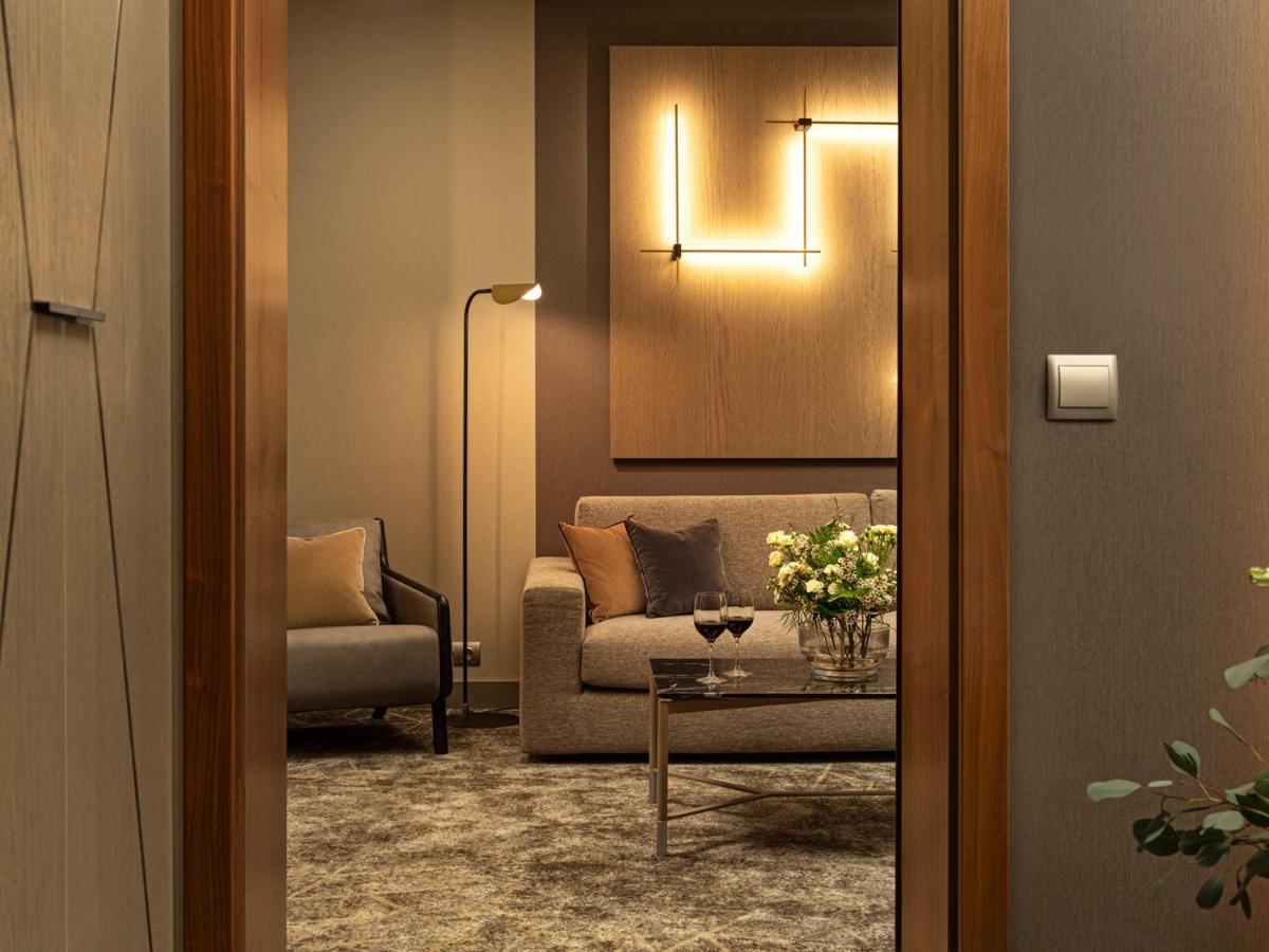 Premium Superior Suite