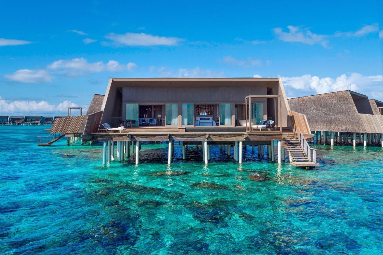Suite St. Regis über dem Wasser mit Pool, 1 Schlafzimmer mit 1 Kingsize-Bett und Schlafsofa