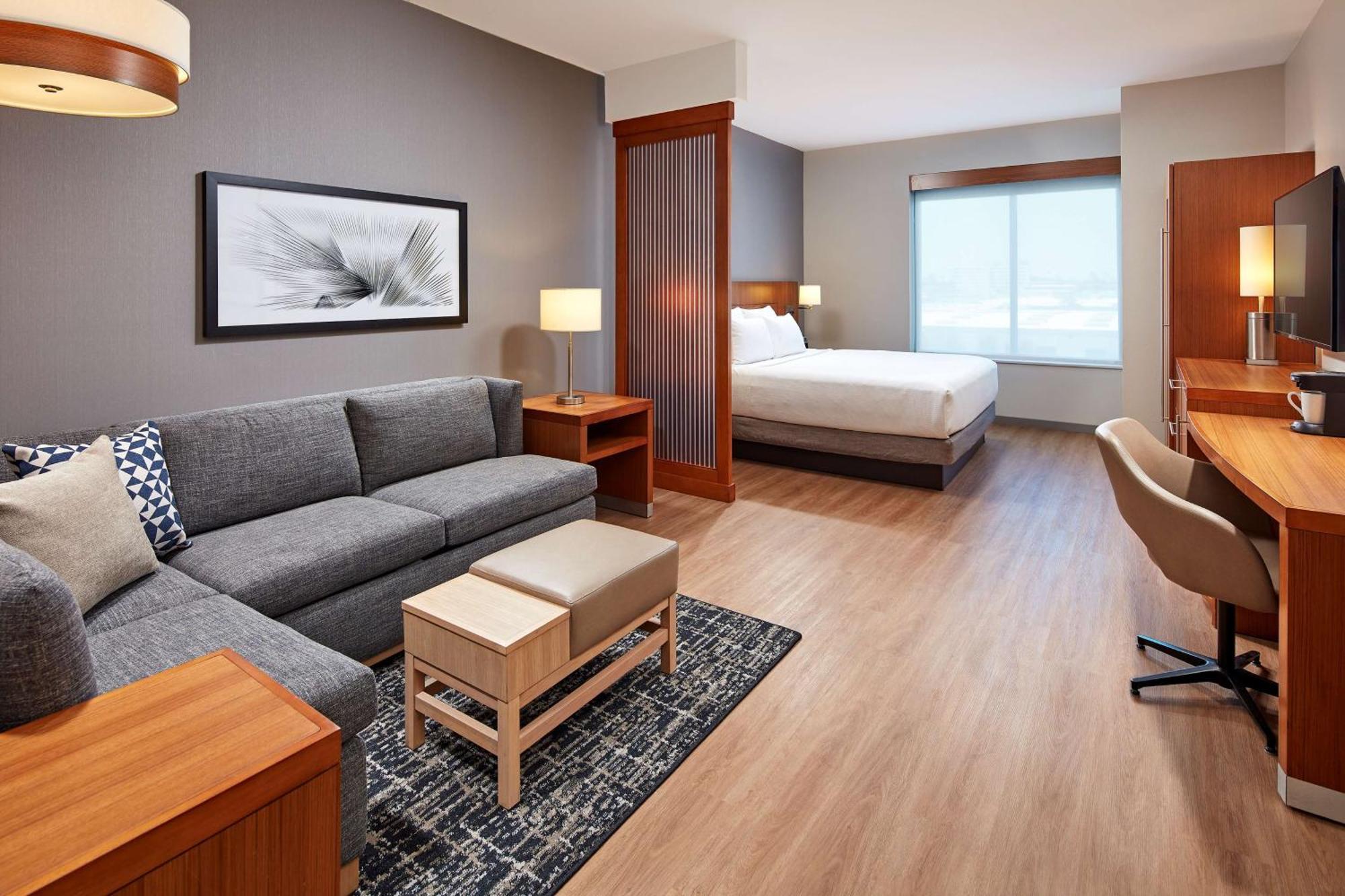King Room Sofa Bed High Floor