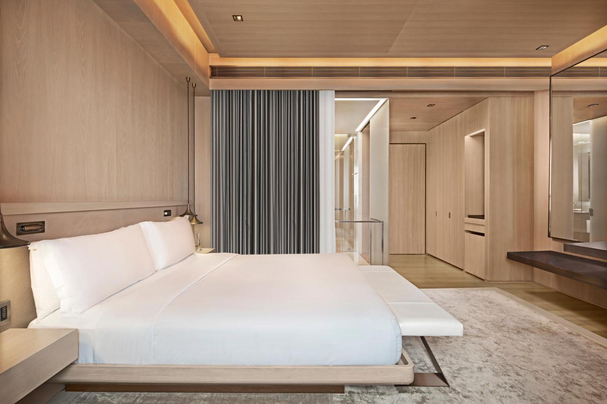 Zimmer mit Kingsize-Bett