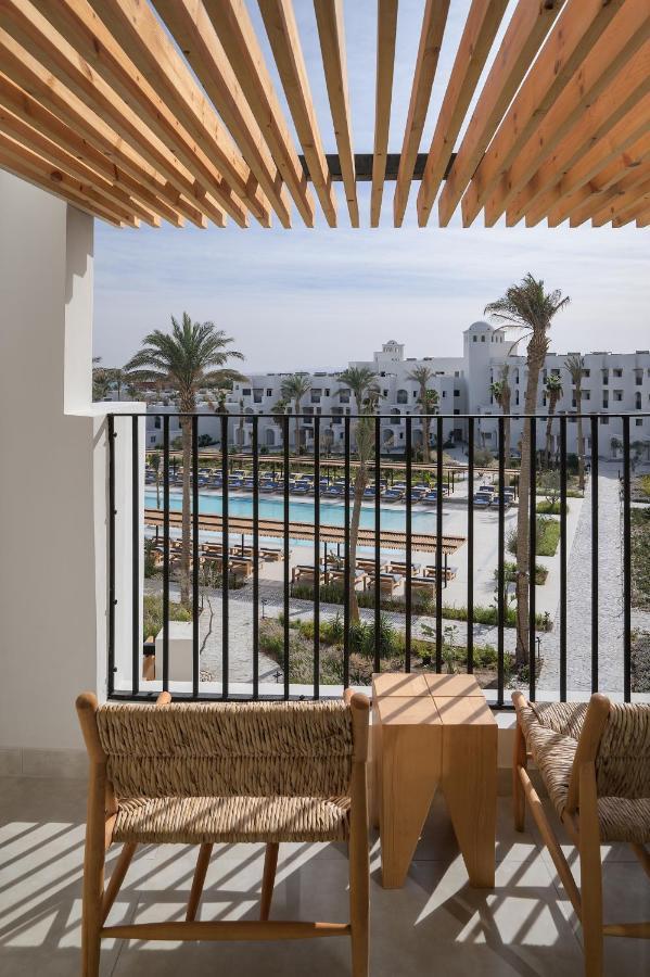 Penthouse-Suite – Poolblick