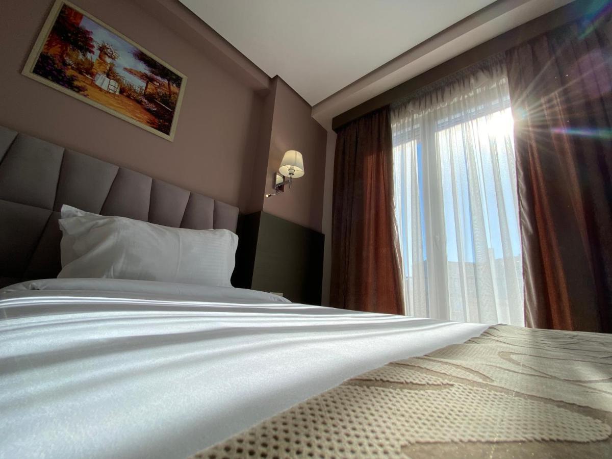 Doppelzimmer mit Balkon