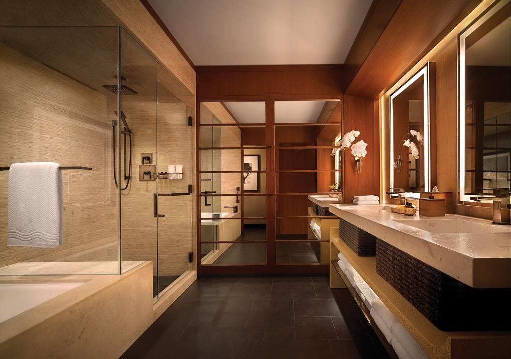 Zimmer mit Meerblick und 2 Doppelbetten