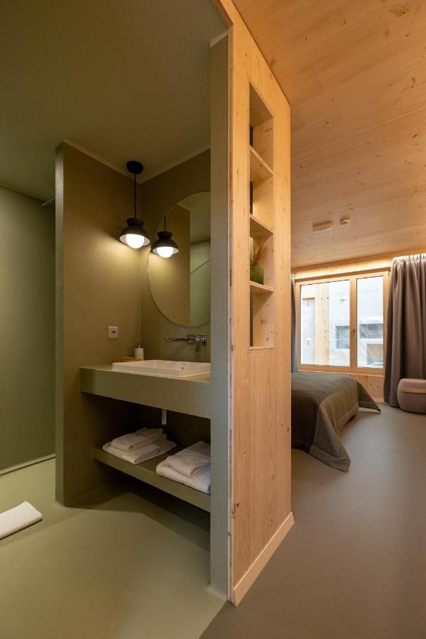 Deluxe Zimmer (2 Erwachsene & 1 Kind)