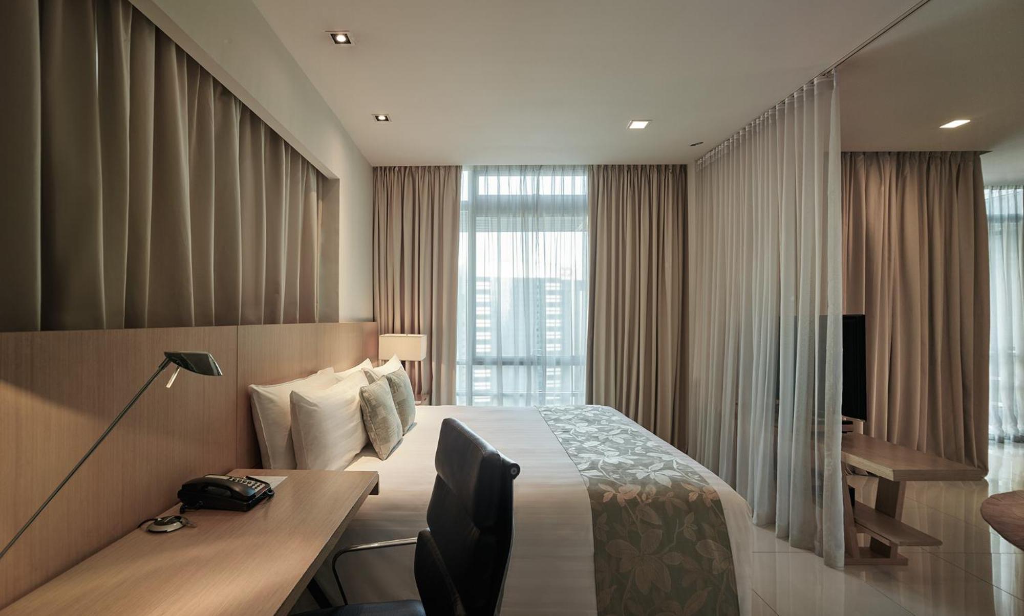 Studio Suite Twin