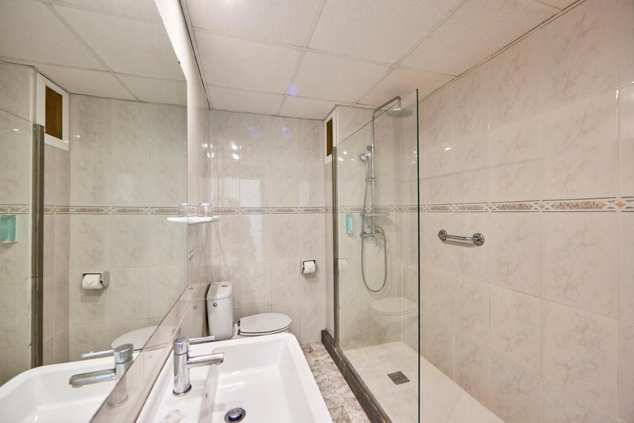 Doppelzimmer mit Poolblick