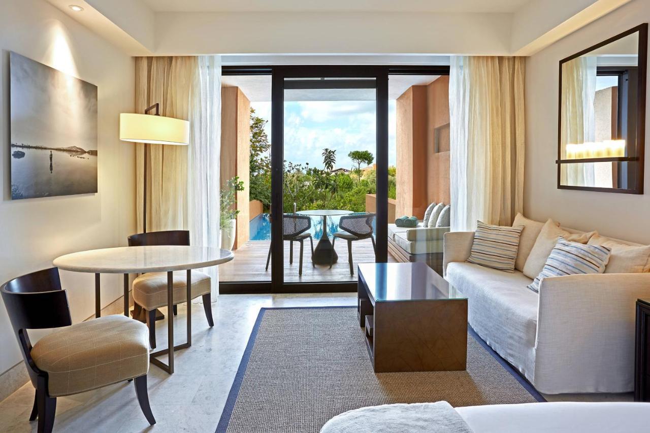 Zweibettzimmer Infinity mit Gartenblick und privatem Pool
