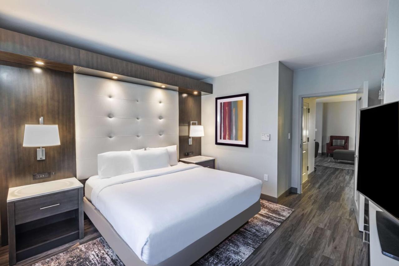 Two-Room King Suite Non-Smoking