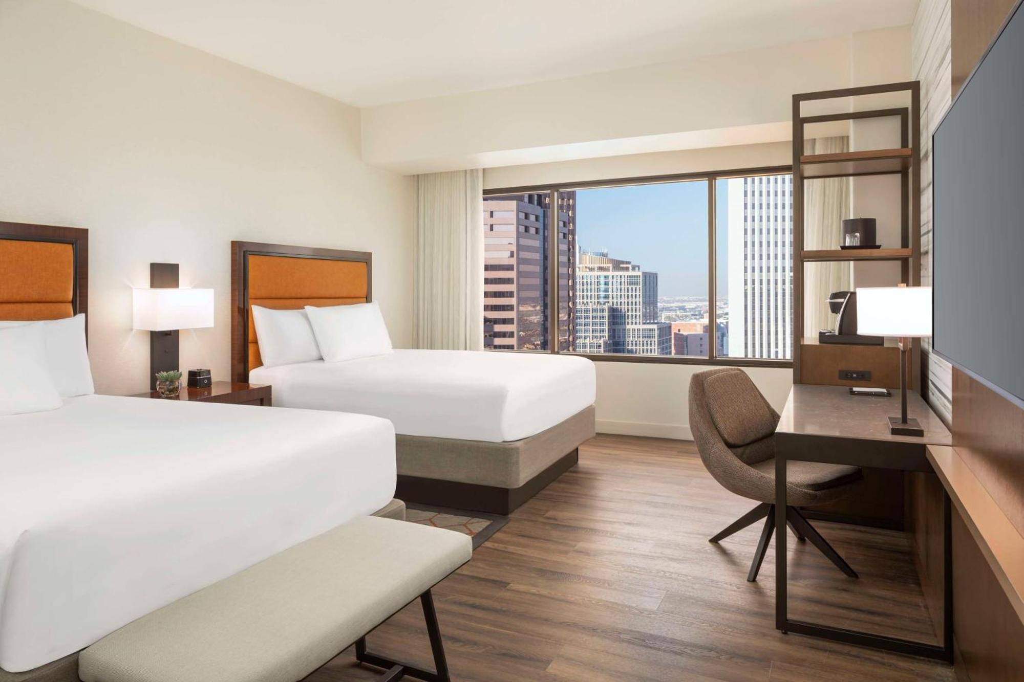 Queen Room Two Queen Beds City View