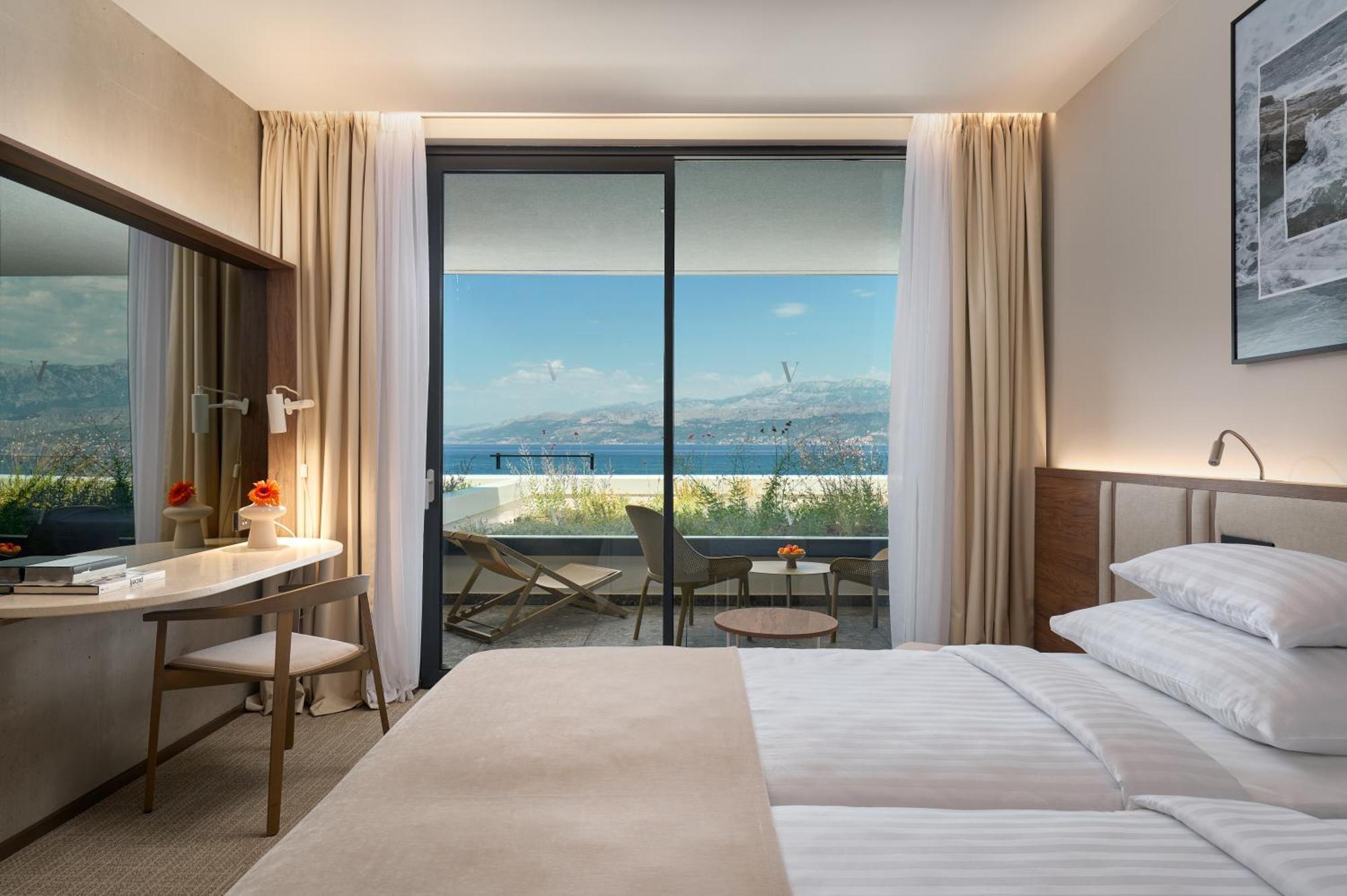 Superior Doppel- oder Zweibettzimmer mit Meerblick und Balkon