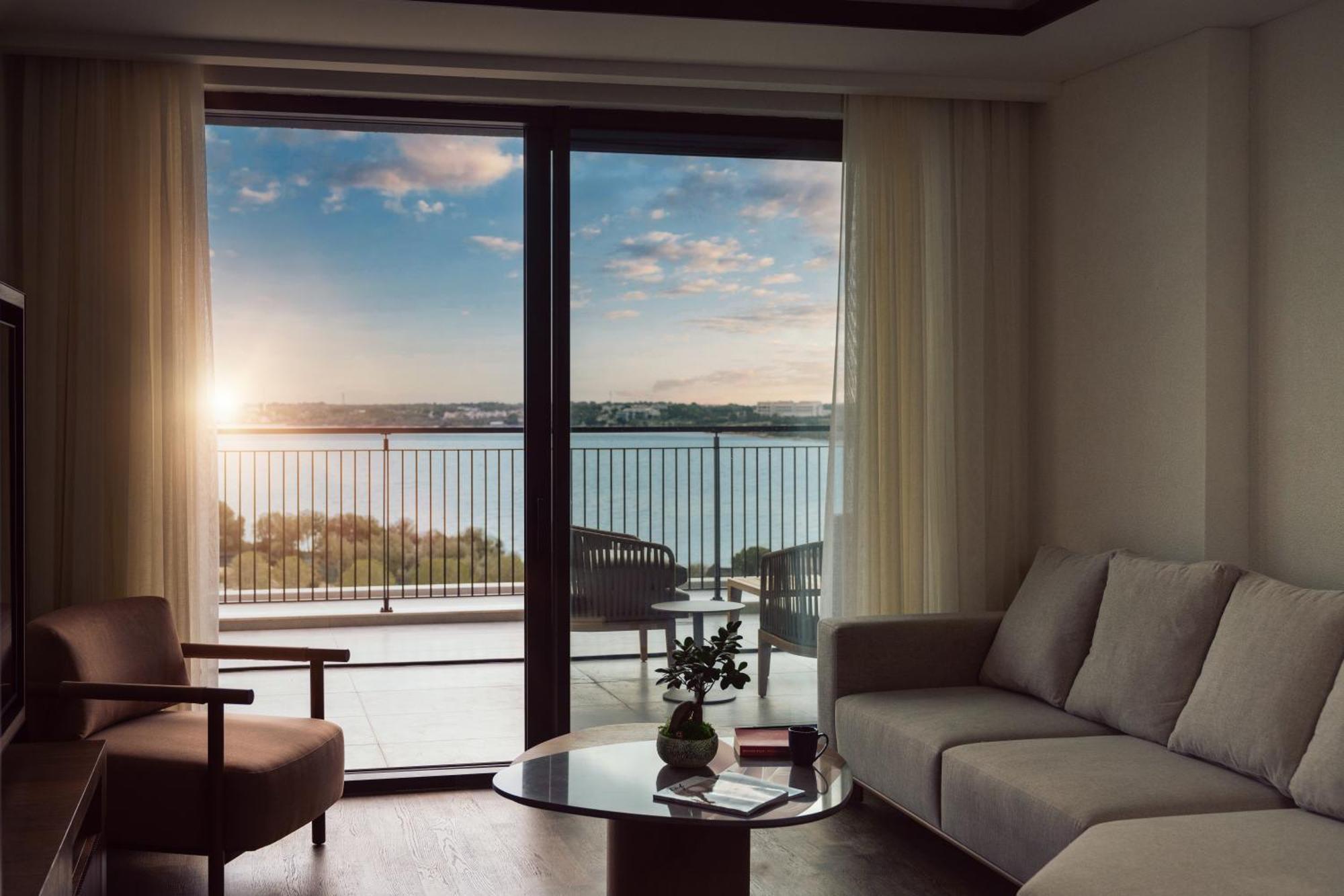 PENTHOUSE-SUITE MIT 2 SCHLAFZIMMERN UND MEERBLICK 2+1 ZIMMER (GEMEINSCHAFTSZONE)