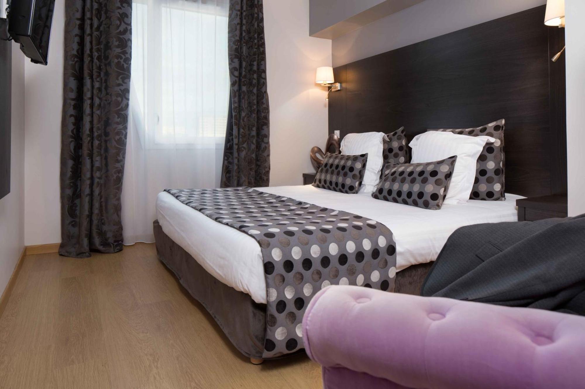 Superior Suite,1534769242:JPEG