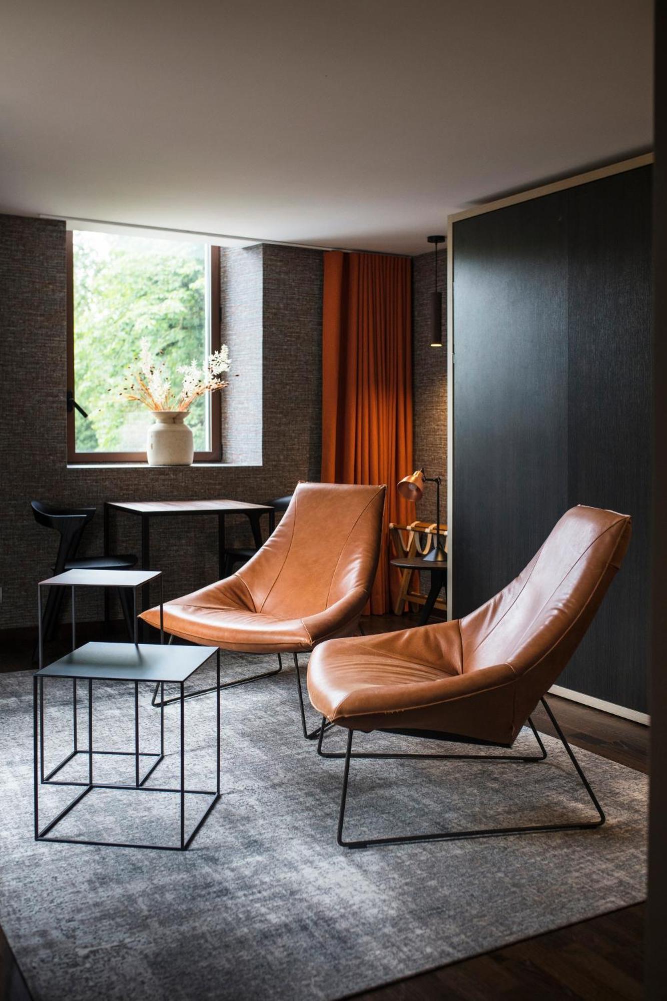 Dreibettzimmer mit Seeblick und Kamin