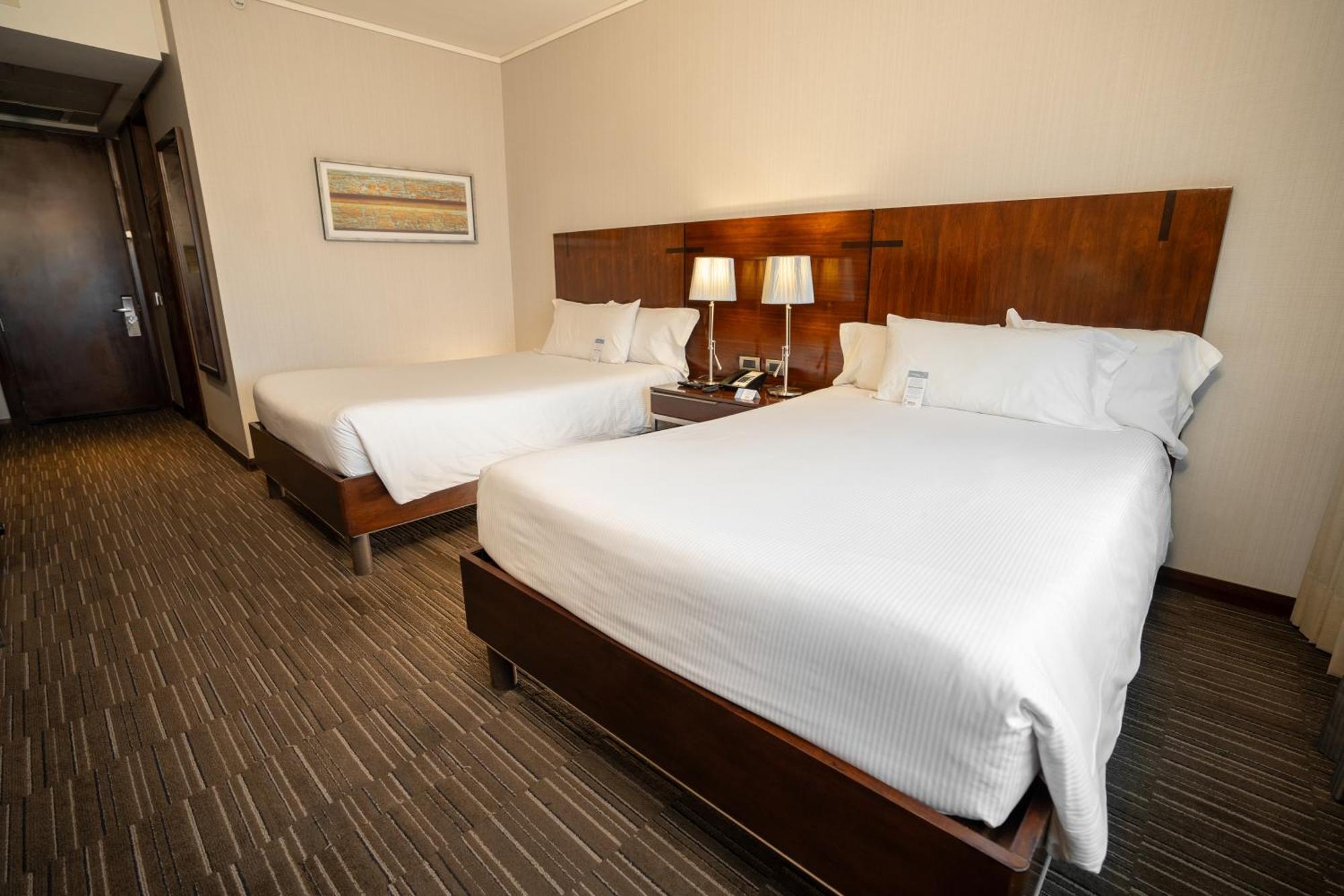 Doppelzimmer mit 2 Doppelbetten