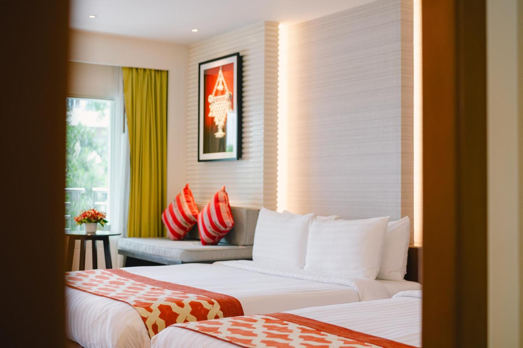 Premier Deluxe Zimmer mit 1 Queensize-Bett und 1 Einzelbett – Royal Wing