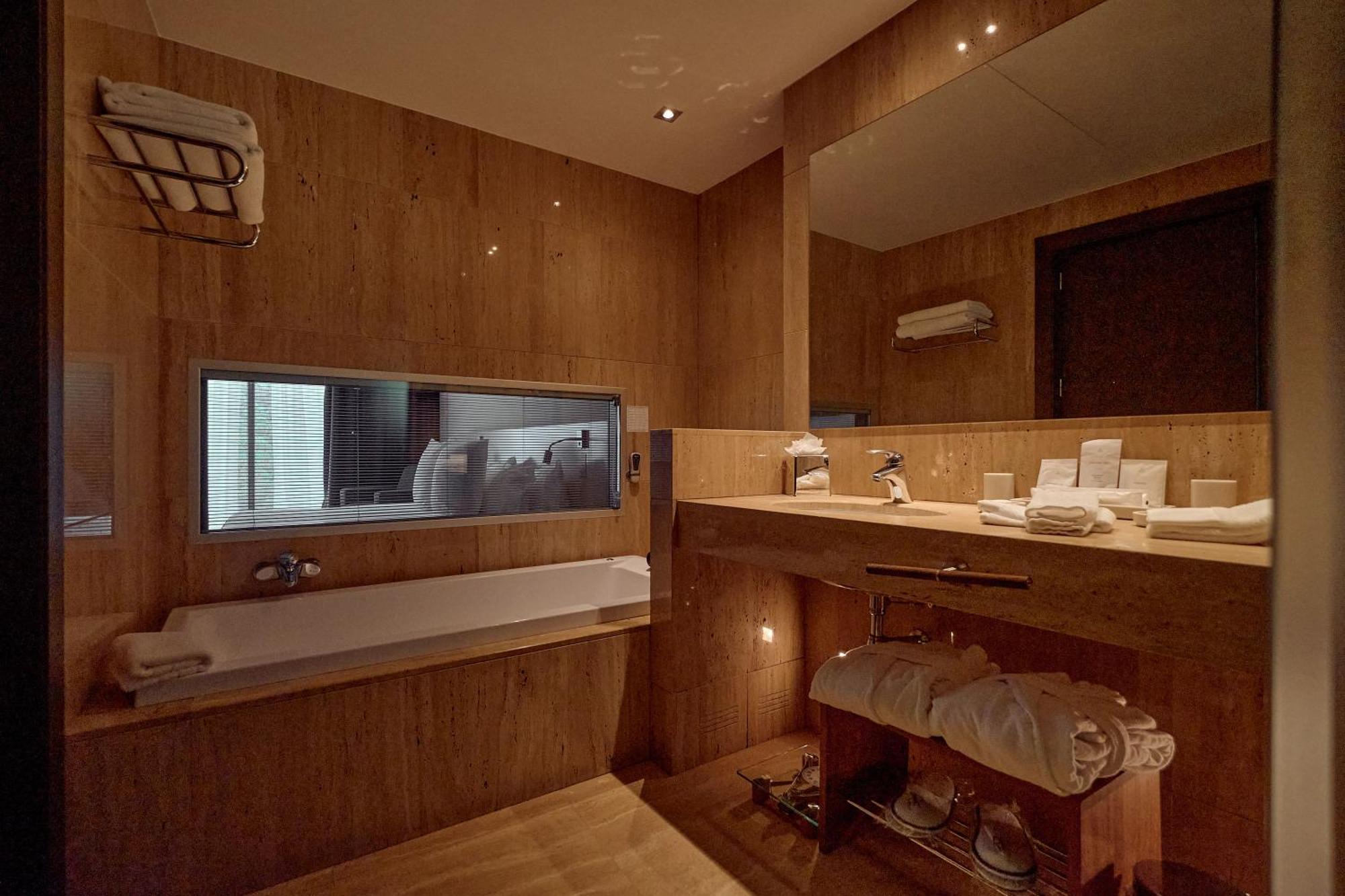 Park Suite