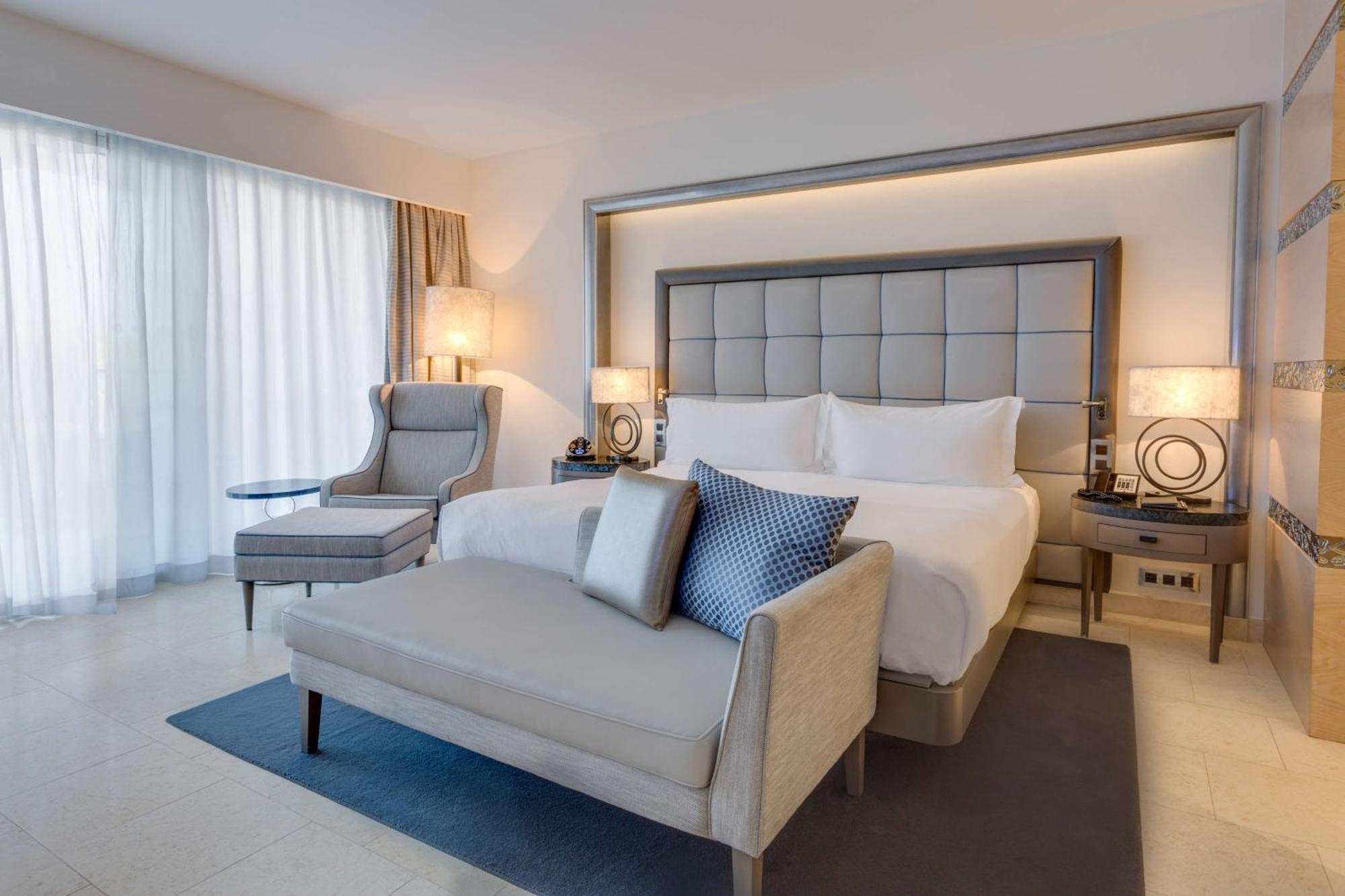 Grand Deluxe King Zimmer