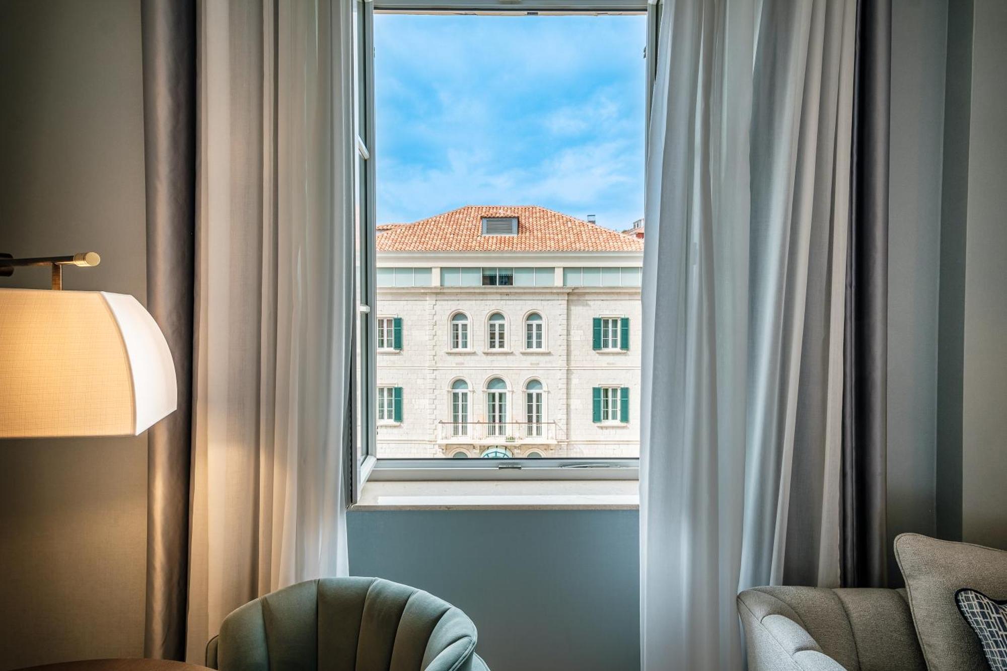 Executive Zimmer mit Kingsize-Bett