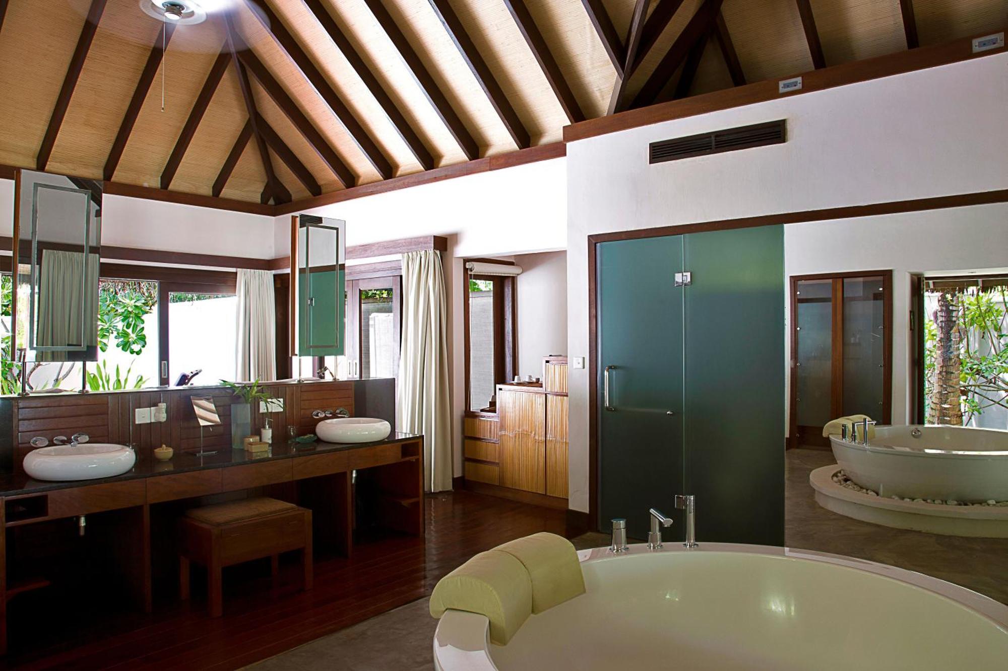 Villa am Strand mit einem eigenen Pool