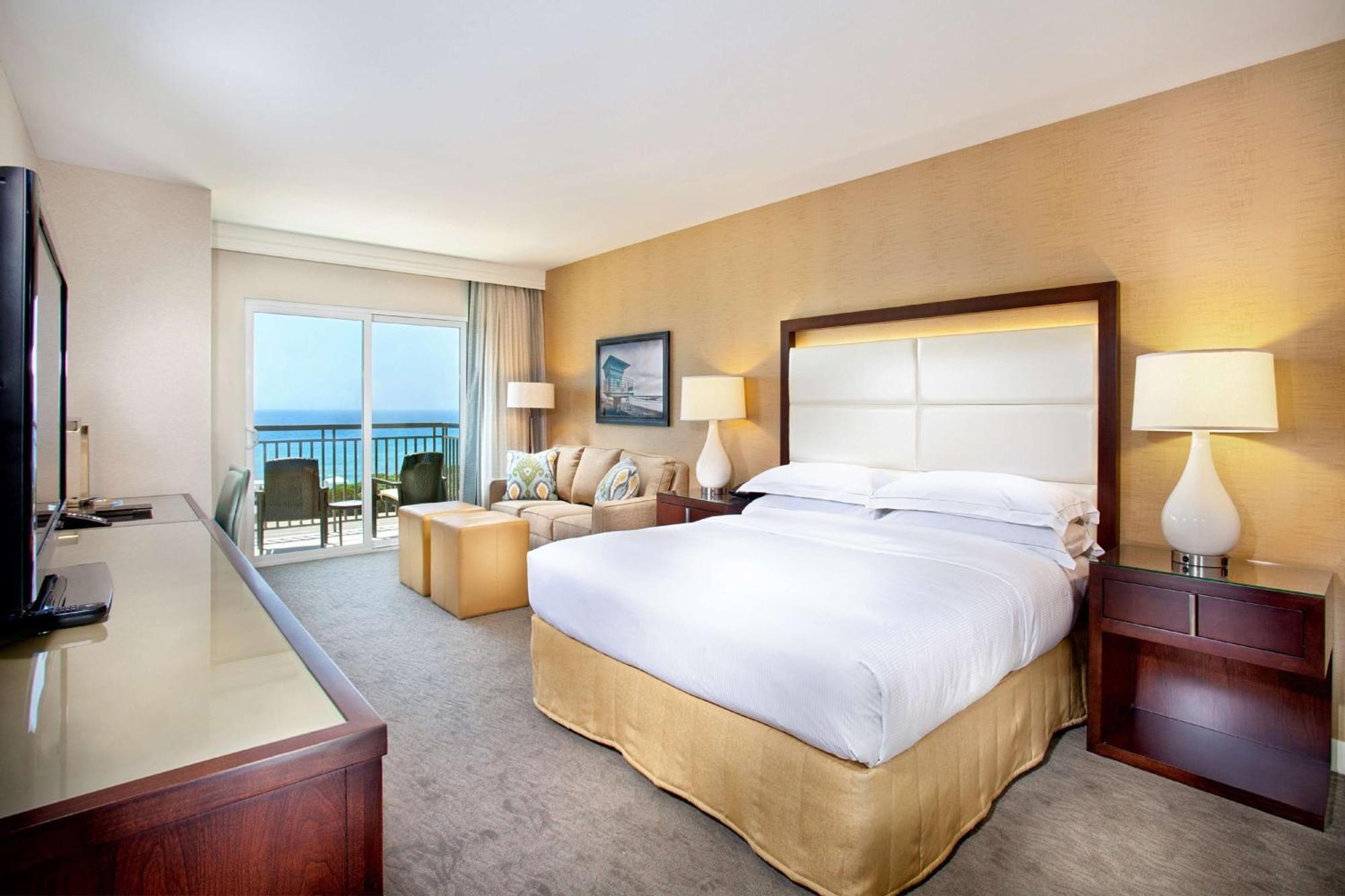 King Room Sofa Bed Balcony Ocean View