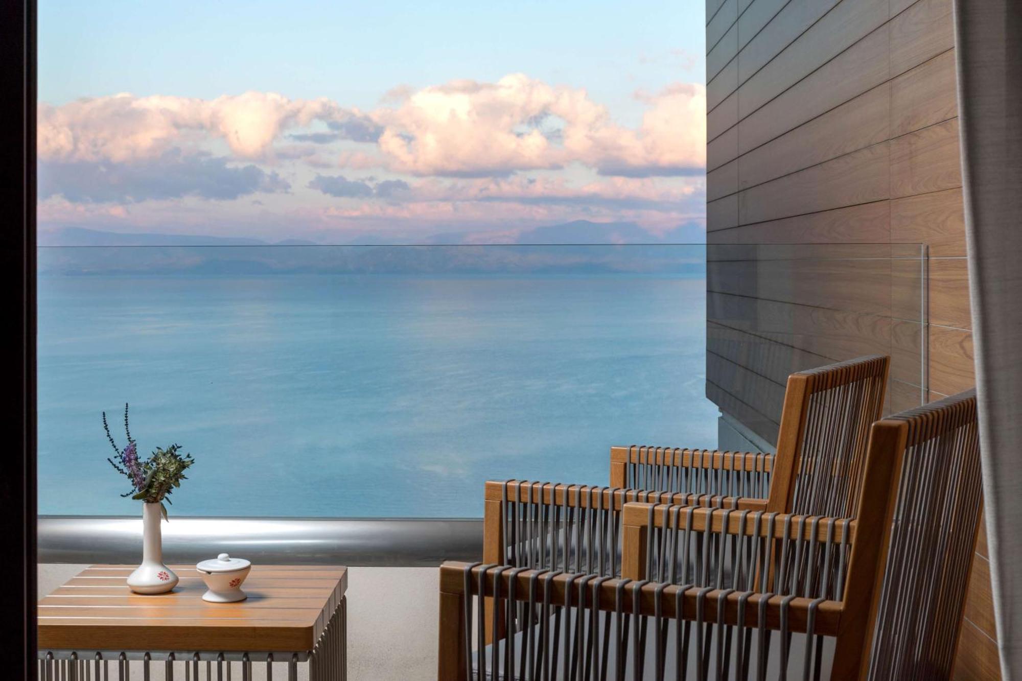 Grand Zimmer mit Blick auf das Ionische Meer