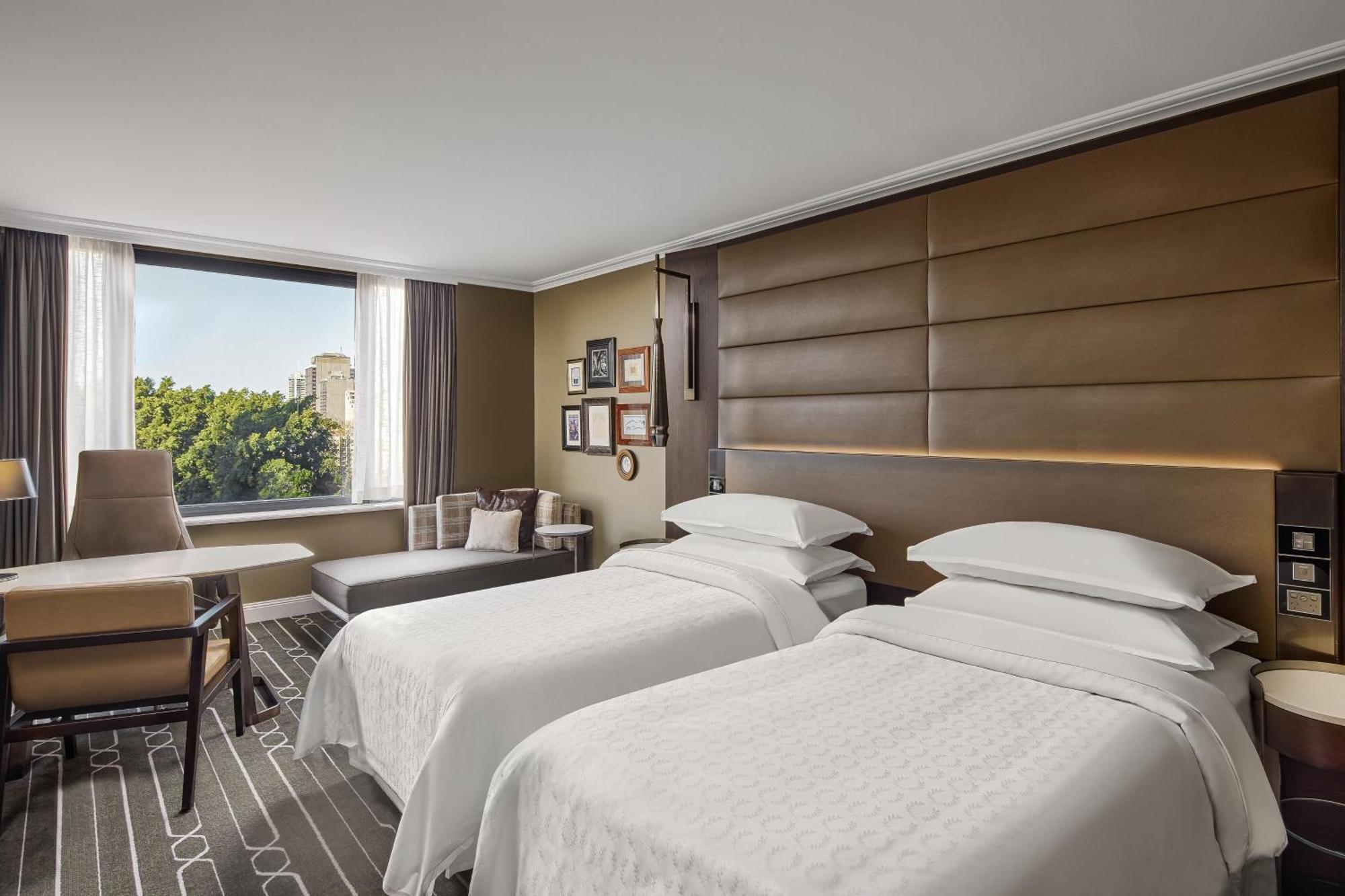 Zweibettzimmer mit Blick auf den Hyde Park