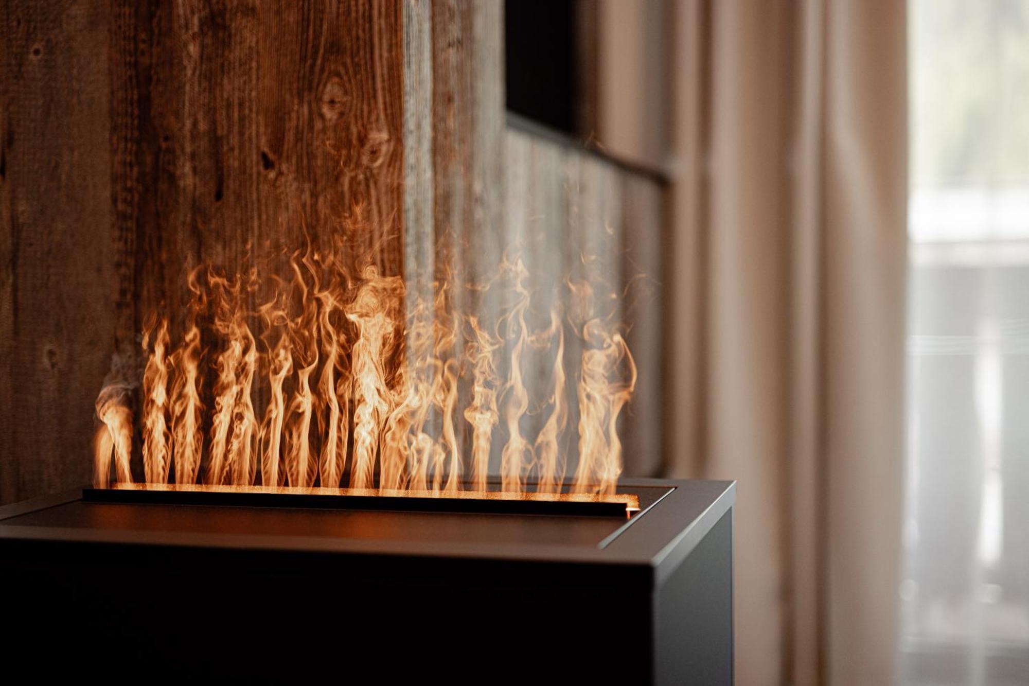 King Suite,1556102866:JPEG