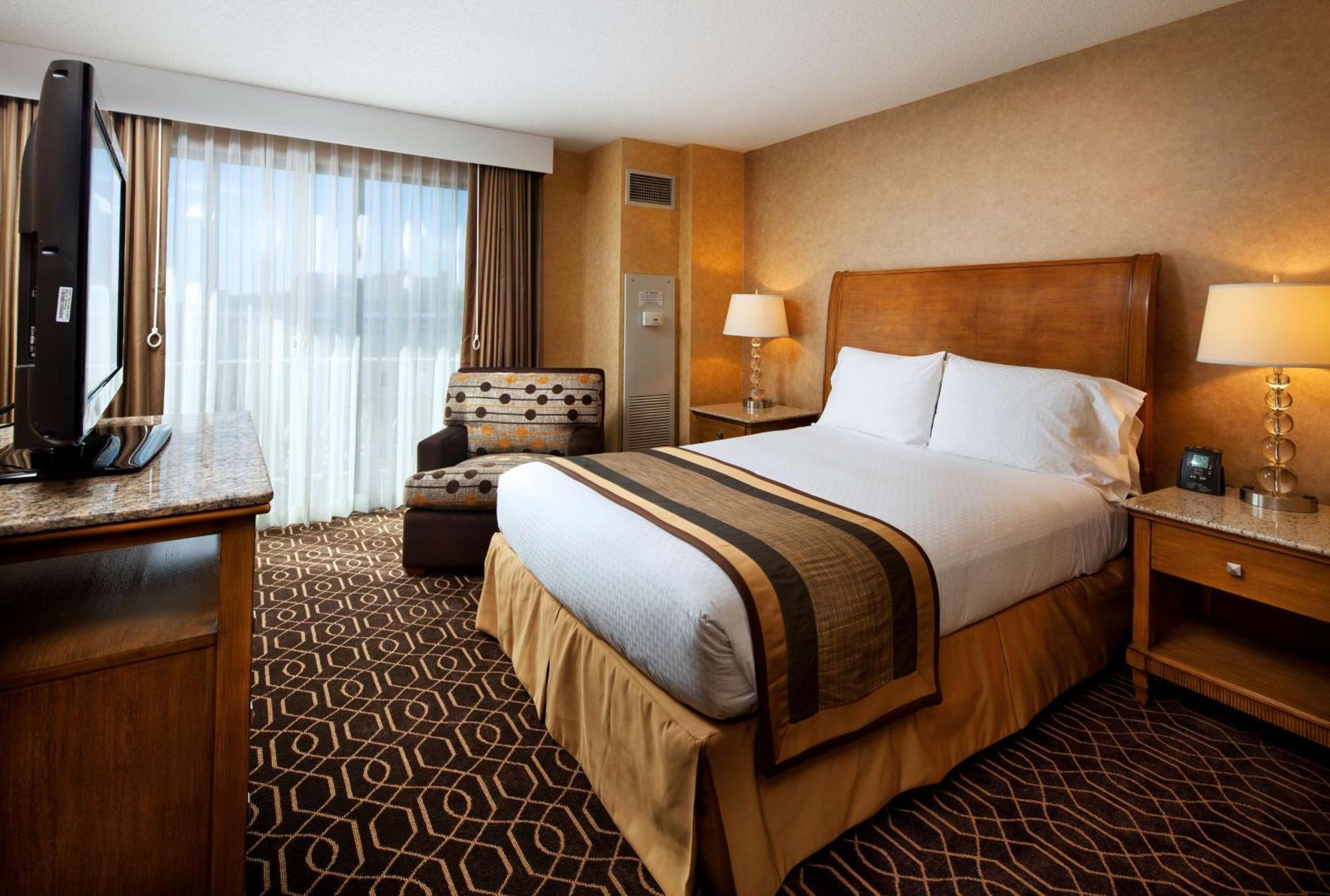 Zimmer mit Queensize-Bett - barrierefreie Badewanne