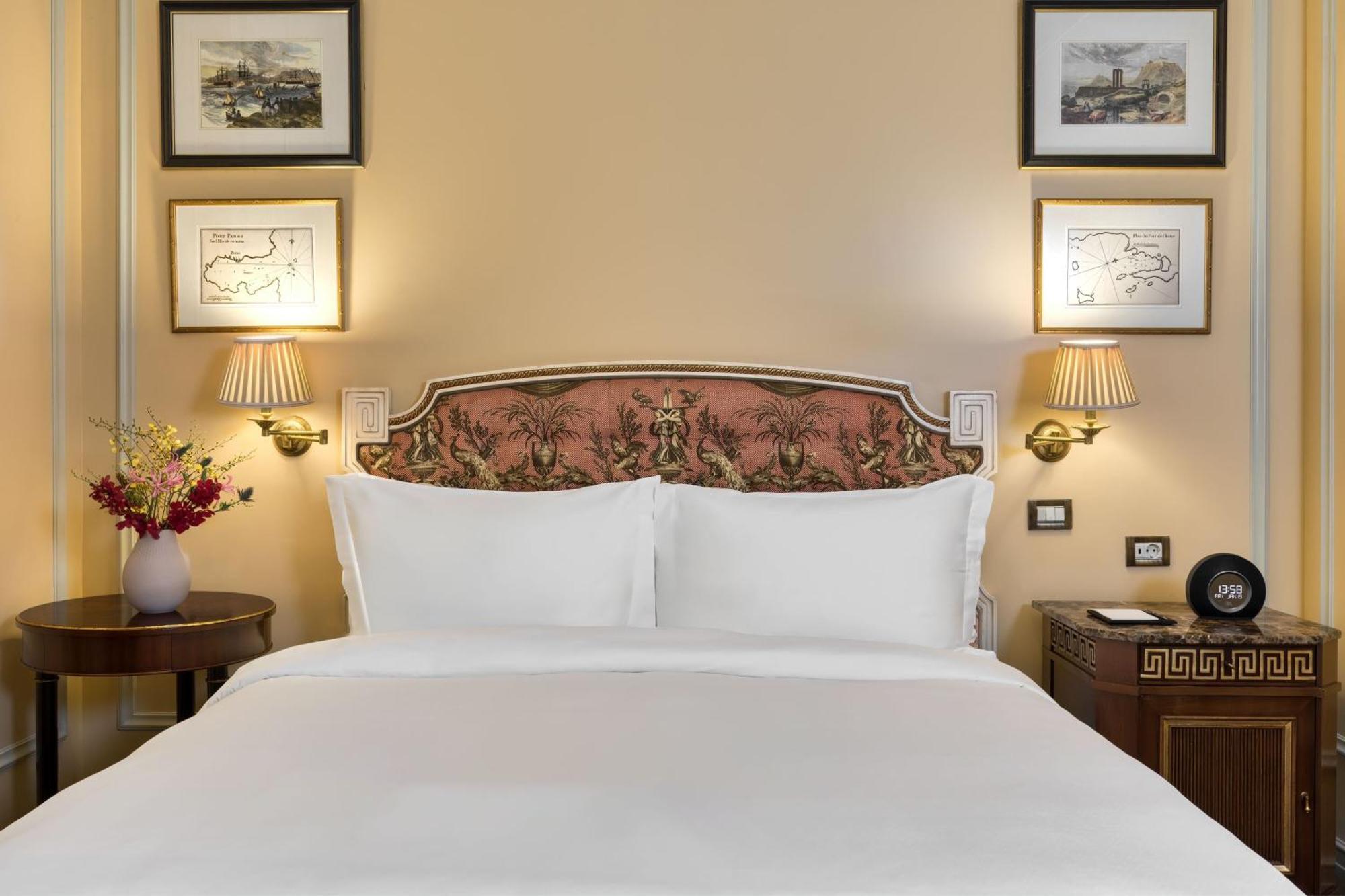 Deluxe Zimmer mit 1 Kingsize-Bett und Stadtblick