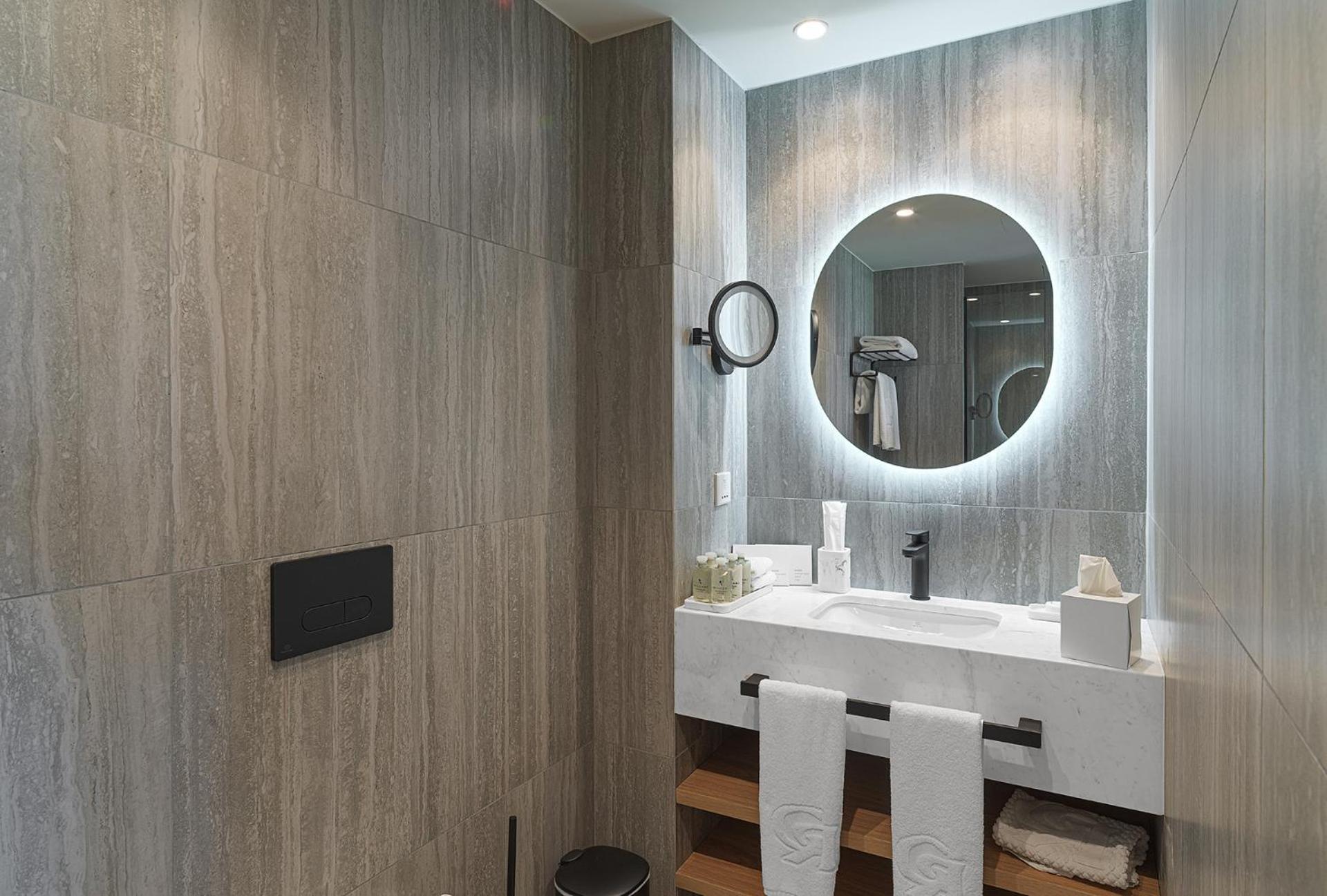 Signature Suite mit 1 Schlafzimmer, Meerblick und Whirlpool