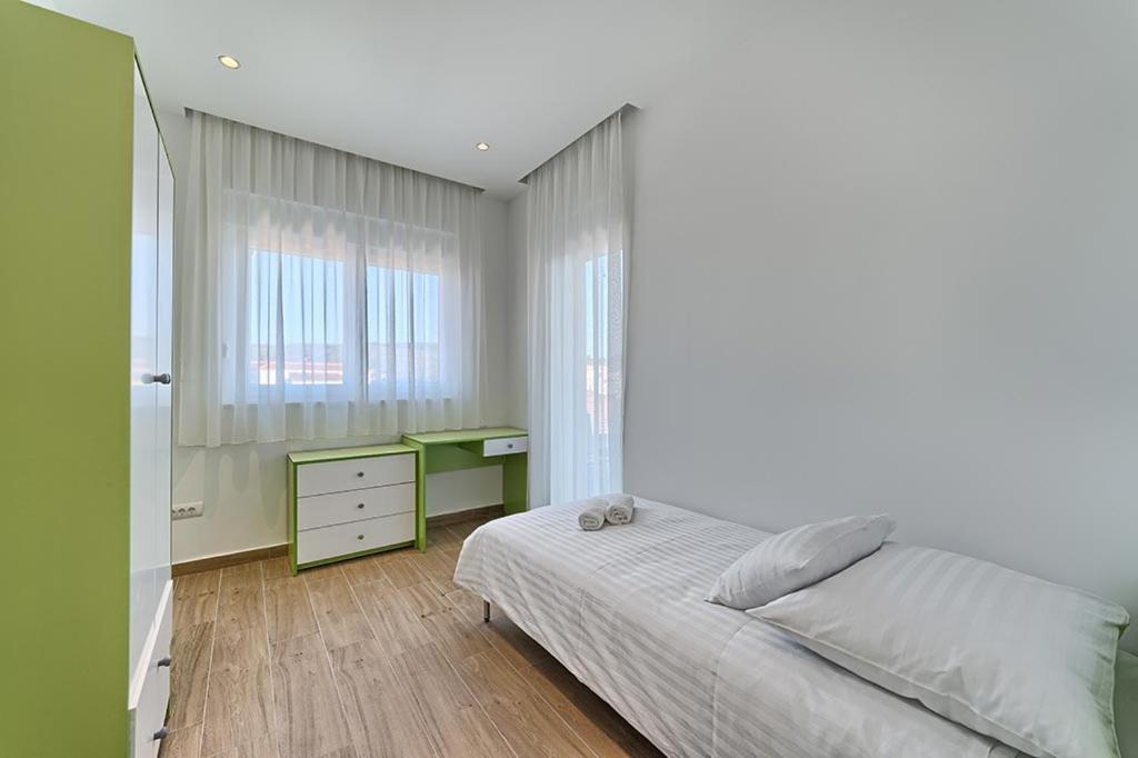 Apartment mit Balkon