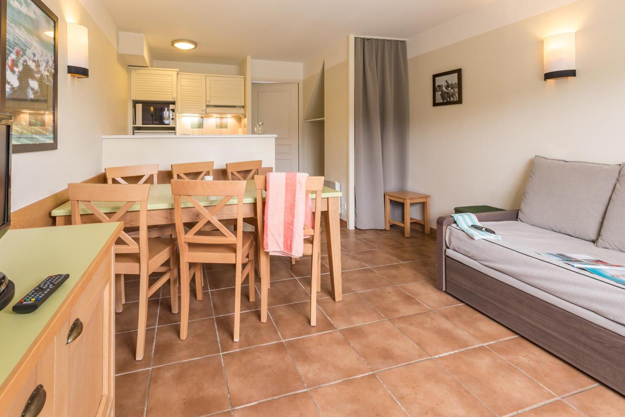 Maisonette-Haus mit 2 Schlafzimmern und Terrasse oder Balkon (6 Personen)