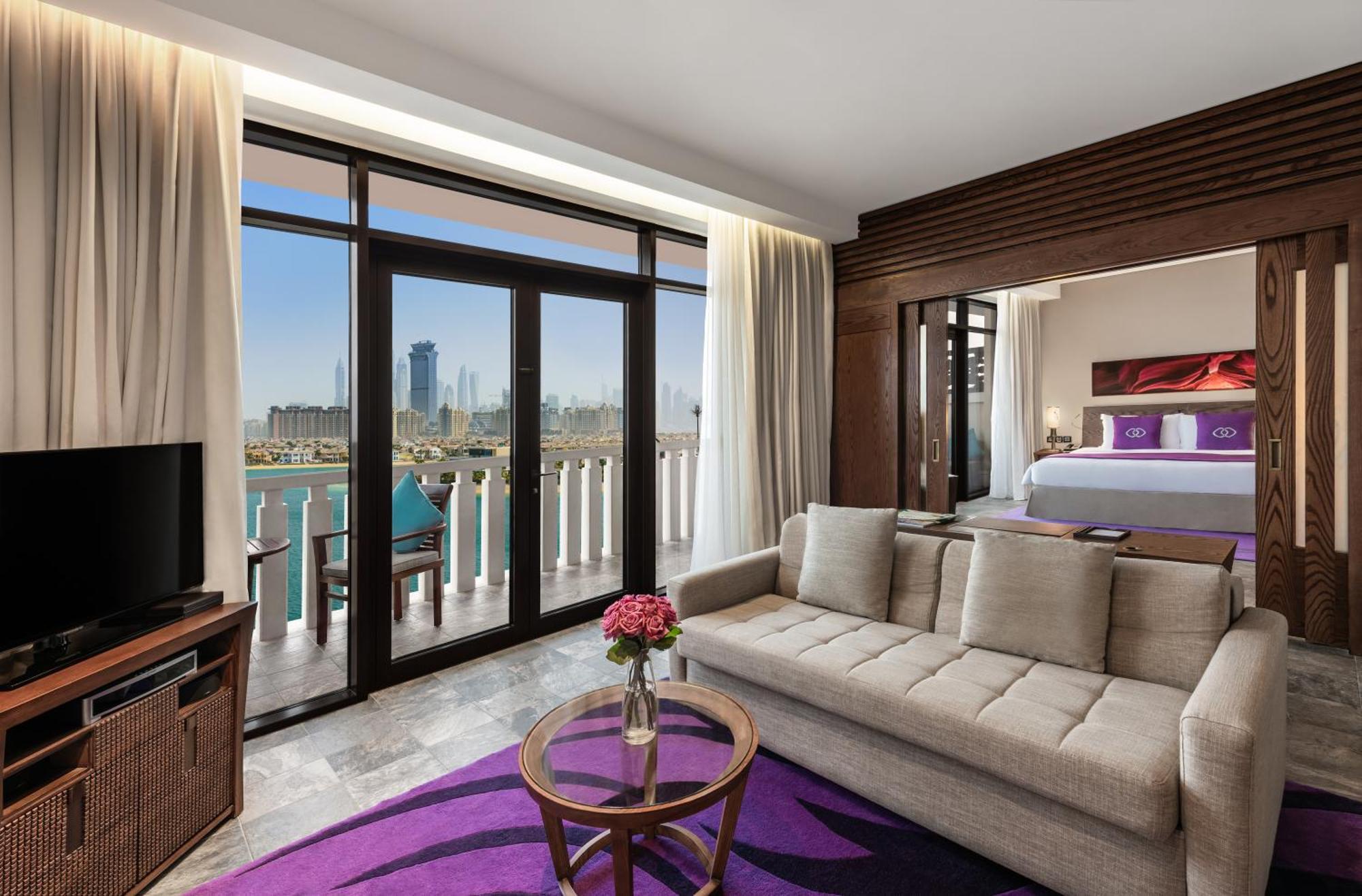 Prestige Suite mit Kingsize-Bett, Schlafsofa und Meerblick – Zugang zum Club