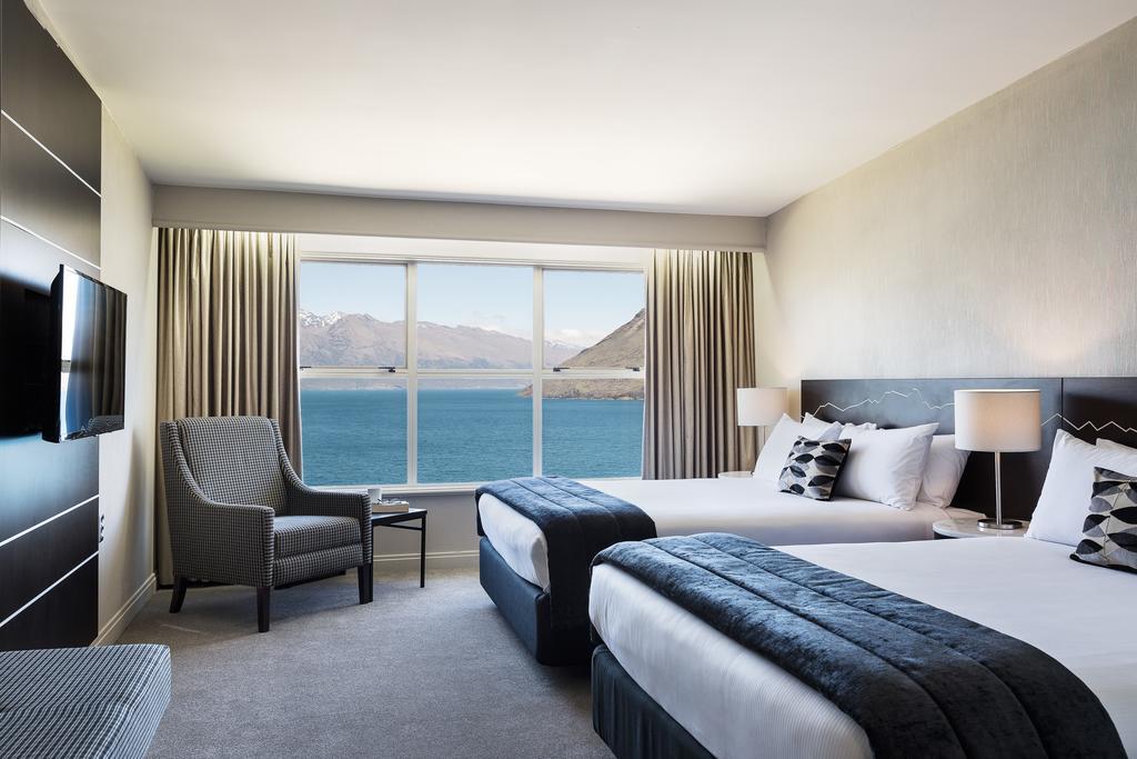 Superior Zimmer mit 2 Queensize-Betten und Seeblick